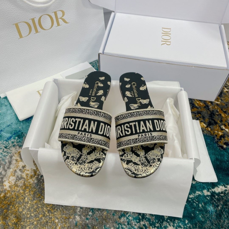 ch**an D*or slippers